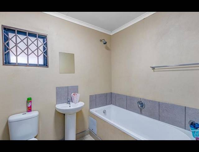 3 BEDROOM HOUSE FOR SALE IN RIVERBEND AH